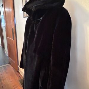 Borgazia sold by Marshall Field’s Elegant Black Full Length Faux Fur Coat